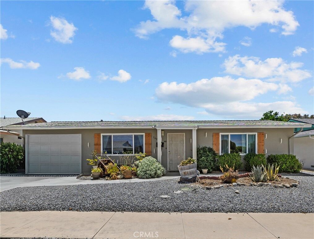 Property Photo: 1601 W Mayberry CA 92543
