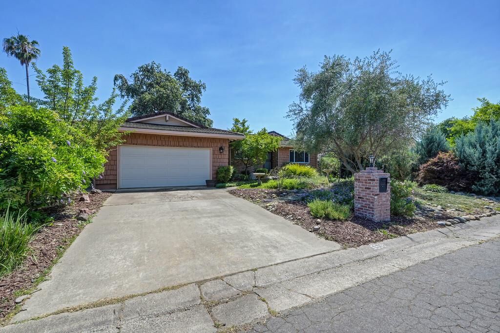 Property Photo:  5508 Whitfield Way  CA 95608 