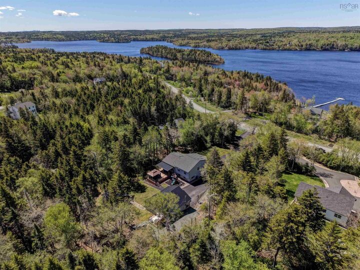 Property Photo: 723 McCabe Lake Drive Indigo Shores NS B4E 0N7