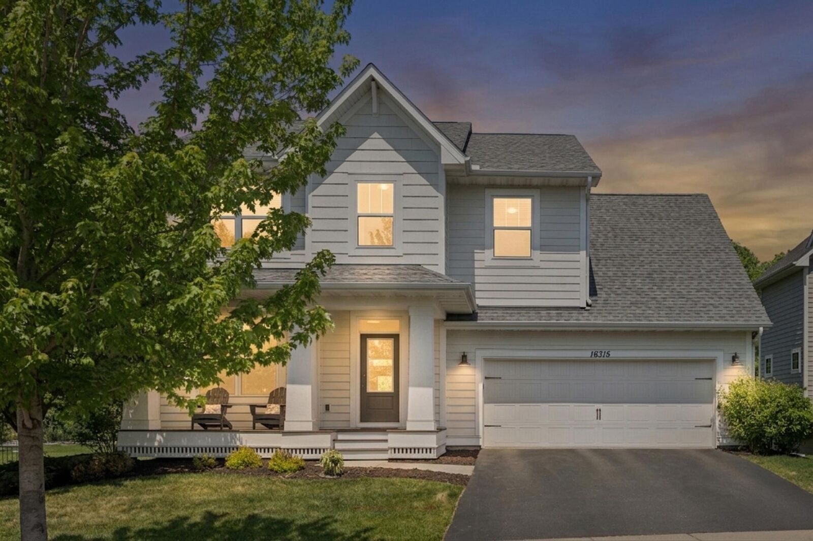 Property Photo:  16315 Envoy Way  MN 55044 