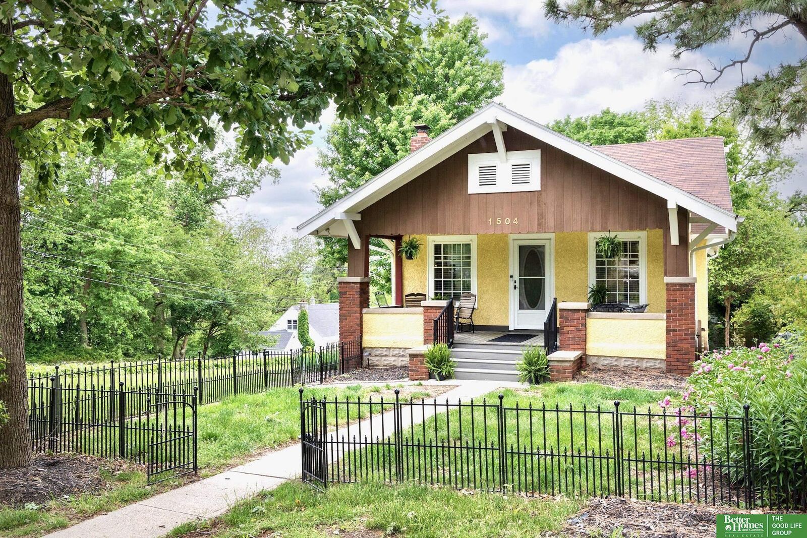 Property Photo:  1504 Bellevue Boulevard  NE 68005 