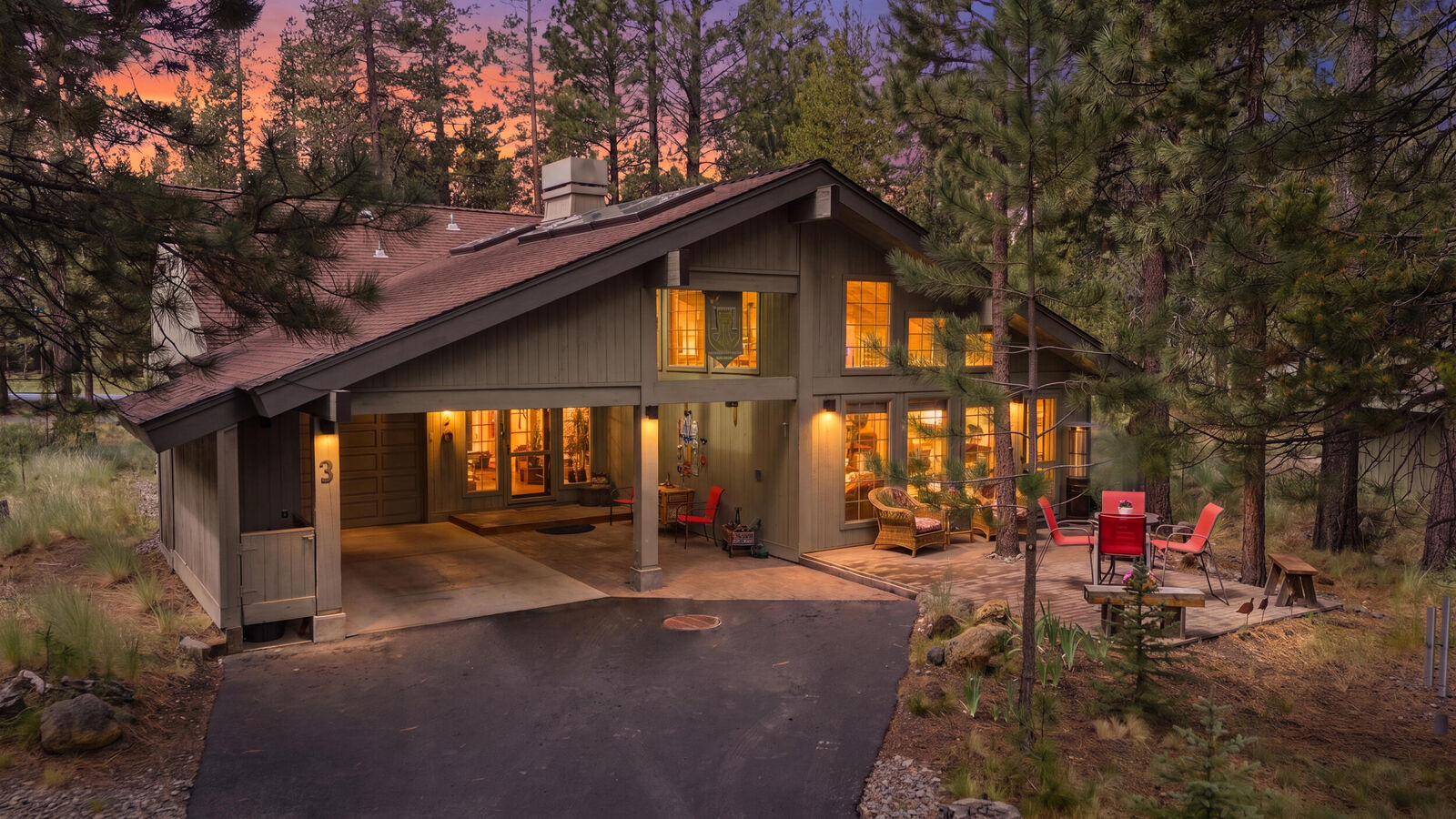 Property Photo:  57519 Tamarack Lane  OR 97707 