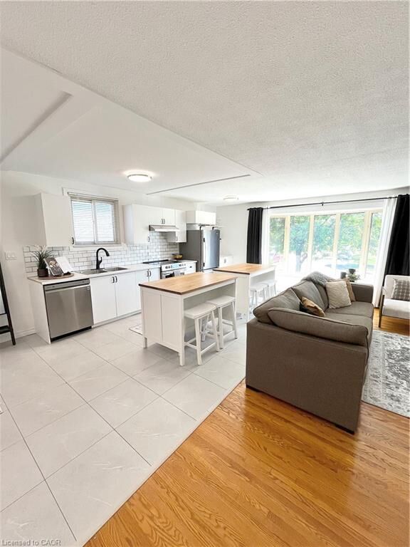 Property Photo: 87 Locheed Drive Upper ON L8T 4L5