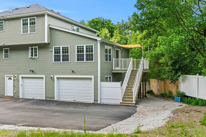 Property Photo:  24 Bartlett Ave 24  MA 01824 