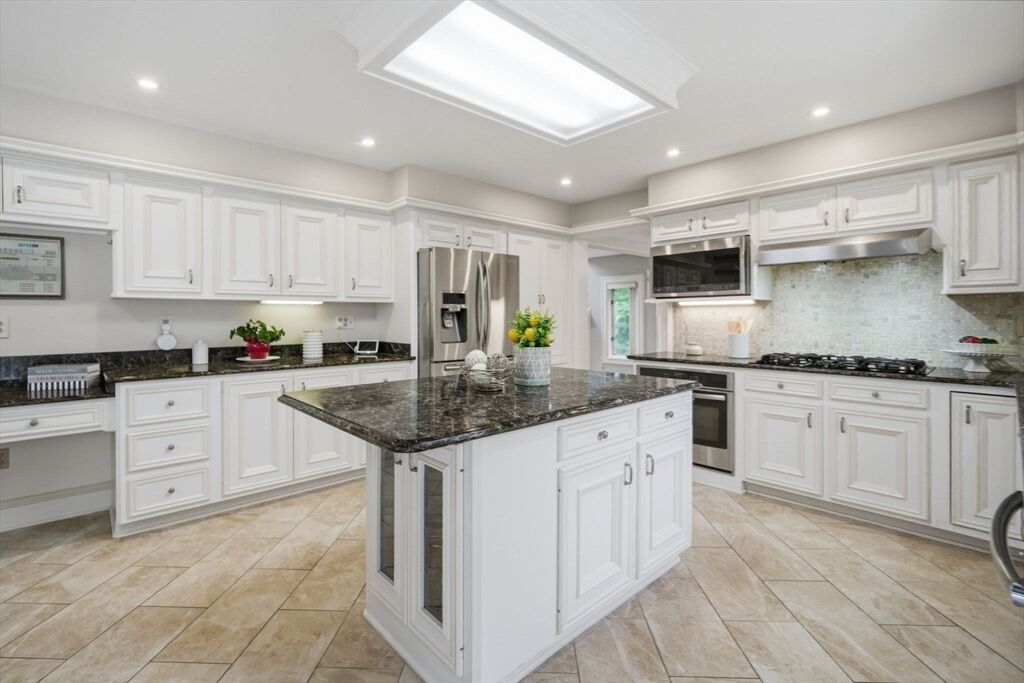 Property Photo: 27 Lady Slipper Cir MA 01085