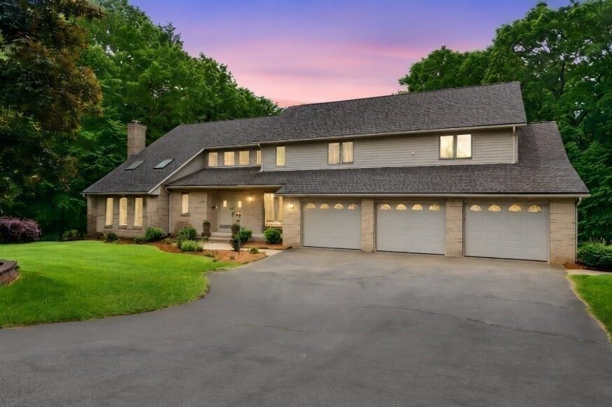 Property Photo: 27 Lady Slipper Cir MA 01085