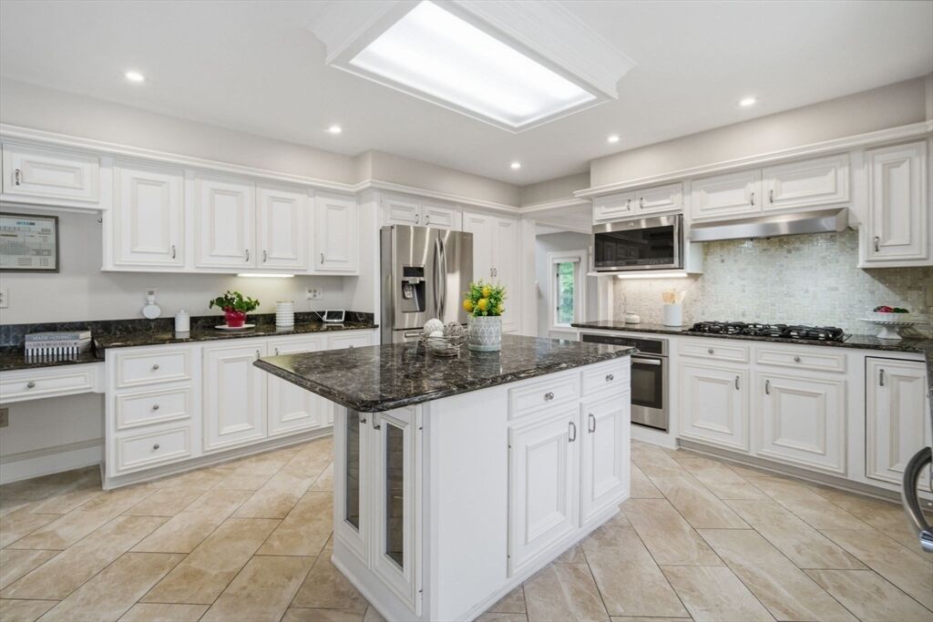 Property Photo:  27 Lady Slipper Cir  MA 01085 