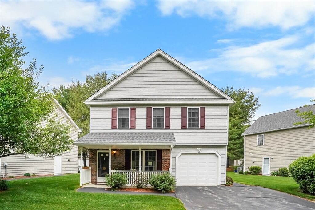 Property Photo:  29 Ironwood Lane 29  MA 01876 