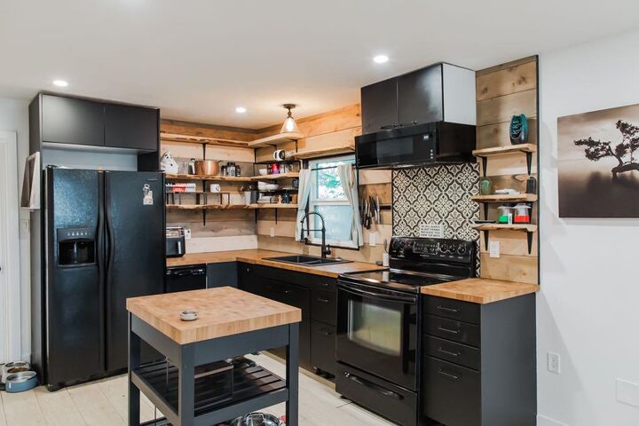 Property Photo: 10306 106 Avenue AB T8V 1K4
