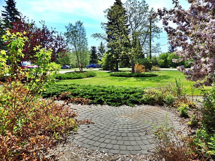 Property Photo:  5922 52 Avenue  AB T9X 1X3 