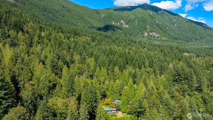 Property Photo: 12325 461st Avenue SE WA 98045