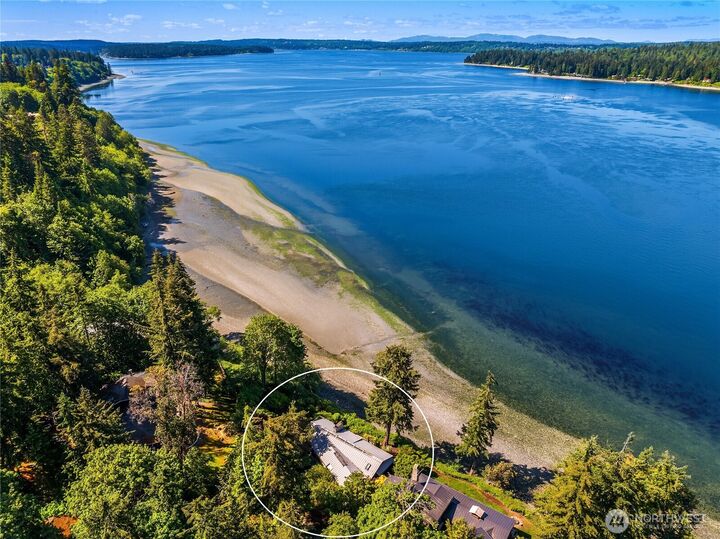 Property Photo:  16221  Reitan Road NE  WA 98110 