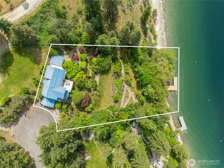 Property Photo: 141 Sunset Pl WA 98831