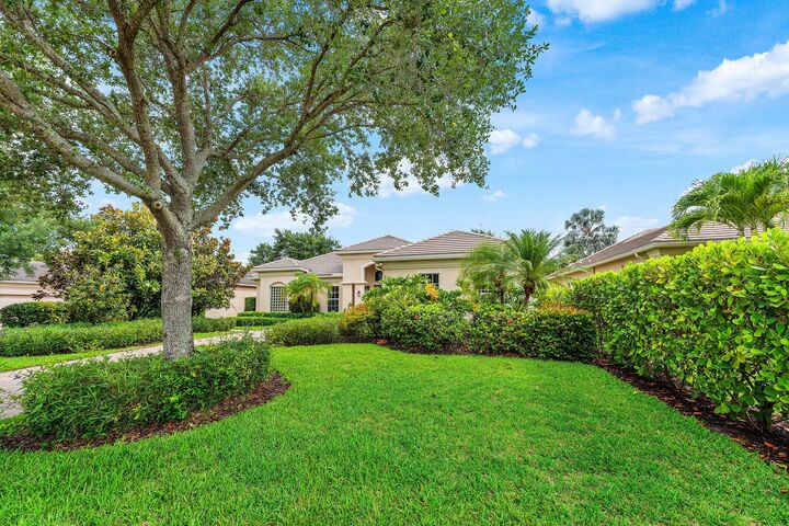 Property Photo:  2068 Wightman Drive  FL 33414 