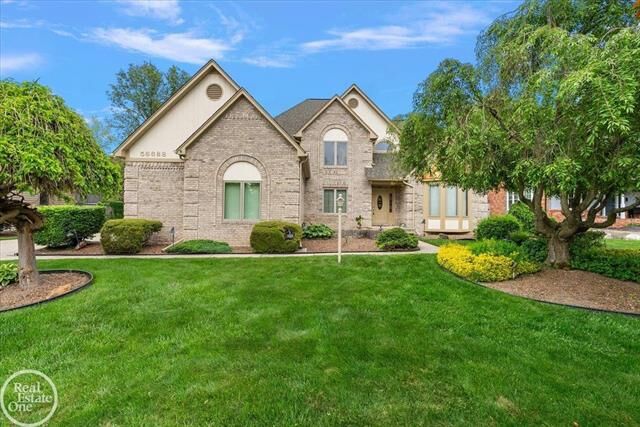 Property Photo:  56688 Portsmouth Court  MI 48316 