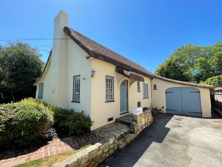 Property Photo:  541 & 539 West Franklin Street  CA 93940 