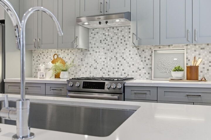 Property Photo: 400 El Camino Real 202 CA 94002