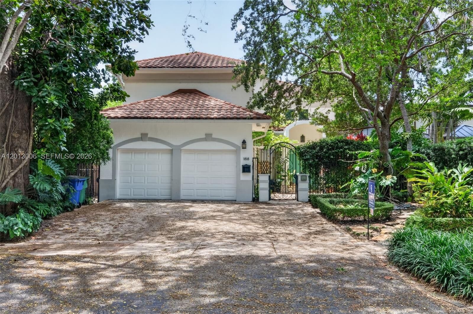 Property Photo: 1818 Espanola Dr FL 33133
