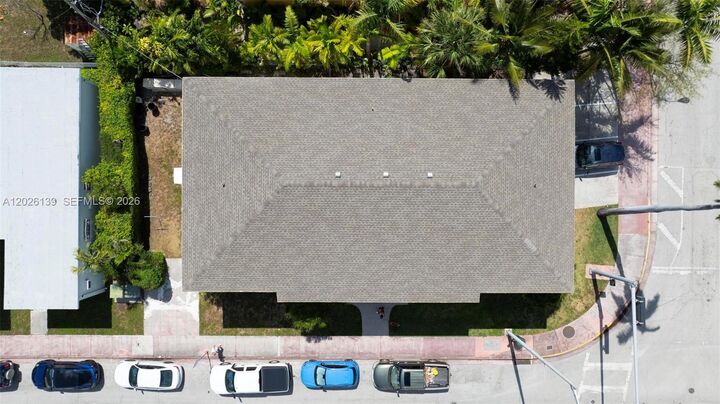 Property Photo:  1460 West Ave  FL 33139 