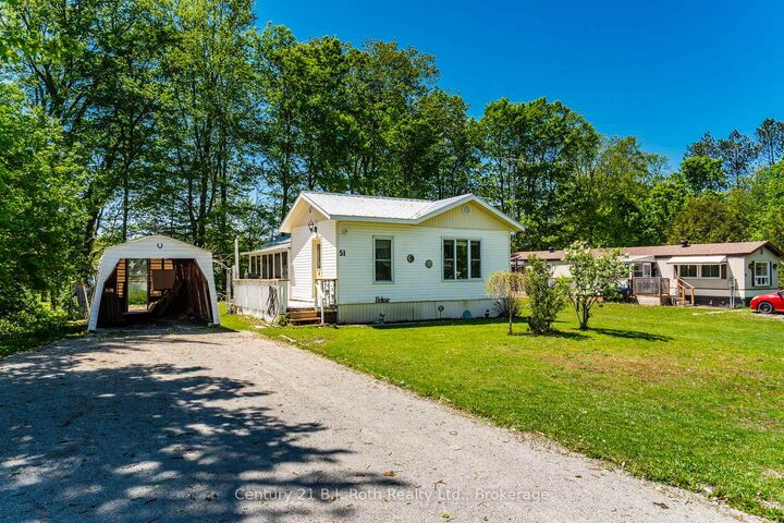 Property Photo: 5263 Elliott Side Road 51 ON L4R 4K3