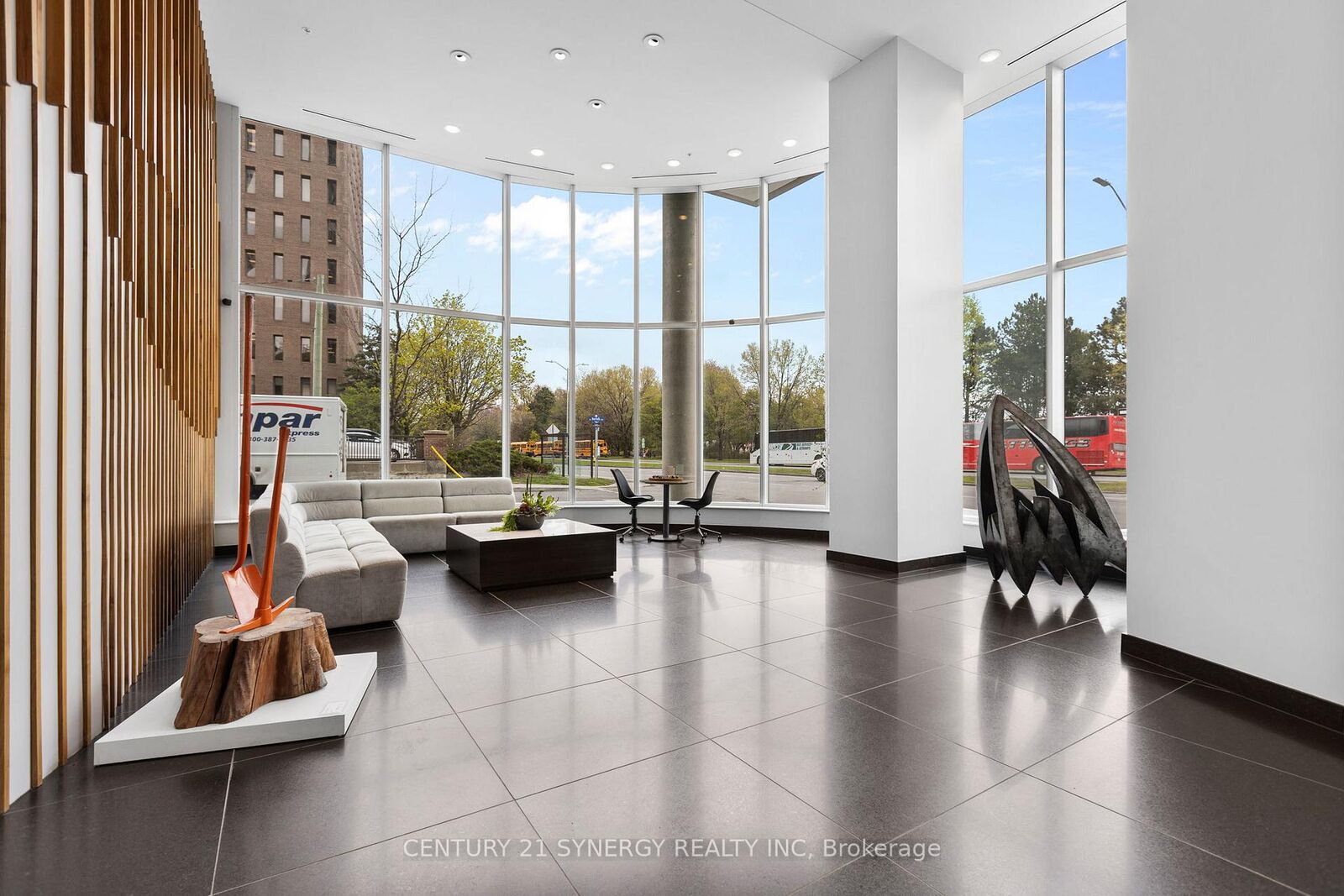 Property Photo: 805 Carling Avenue 506 ON K1S 5W9