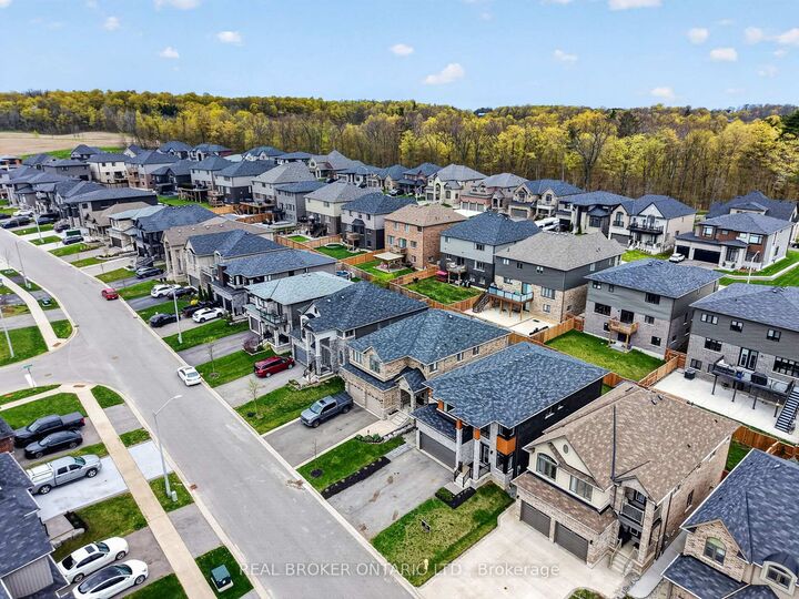 Property Photo: 4048 Stadelbauer Drive ON L3J 0S4