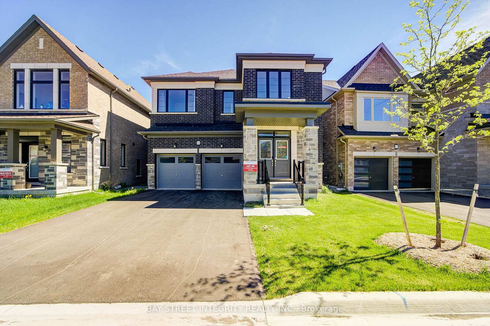 Property Photo: 41 Kenneth Rogers Crescent ON L9N 0S3