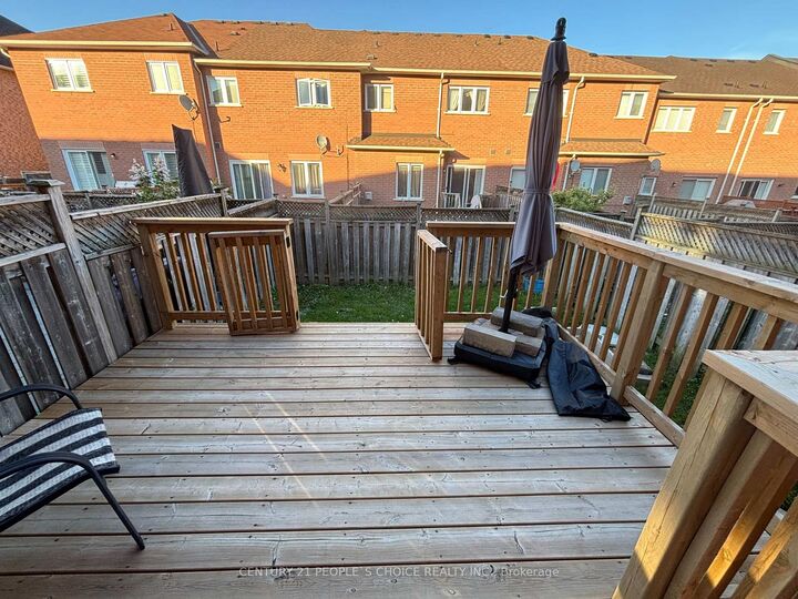 Property Photo: 76 Daniel Reaman Crescent NW ON L4J 8T9