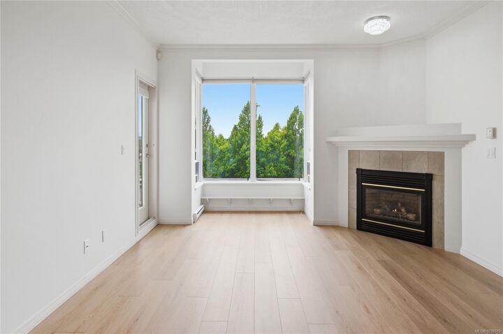 Property Photo: 380 Waterfront Cres #409 BC V8T 5K3