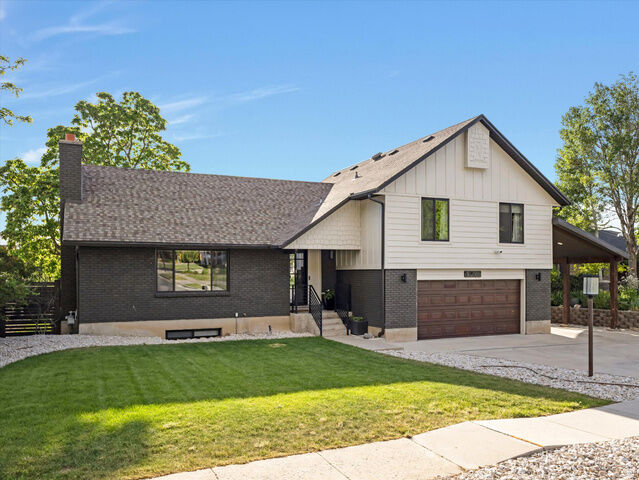 Property Photo:  11462 S Hidden Valley Blvd E  UT 84092 