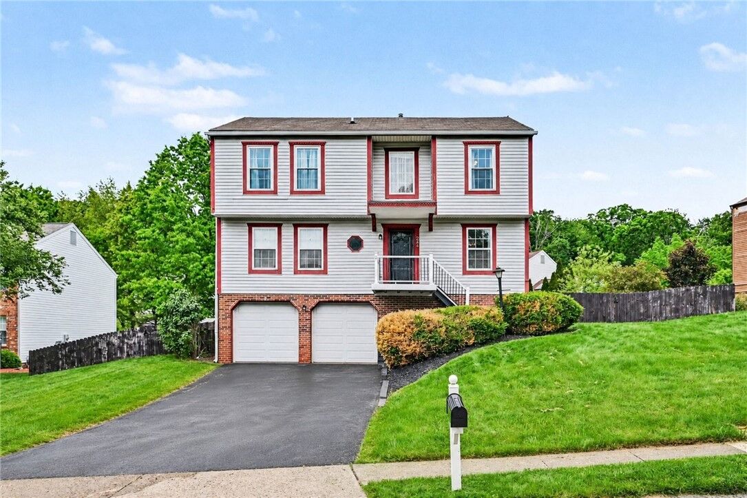 Property Photo:  244 Jaclyn Dr  PA 16066 