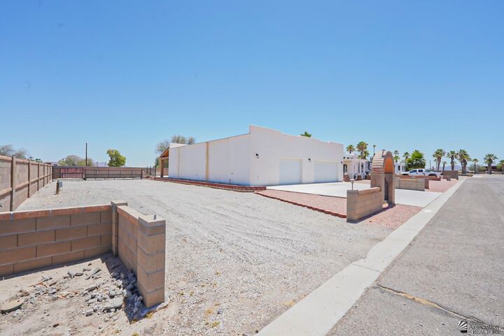 Property Photo: 11811 Coyote Wash St AZ 85356