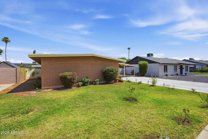 Property Photo:  1404 E Bishop Drive  AZ 85282 