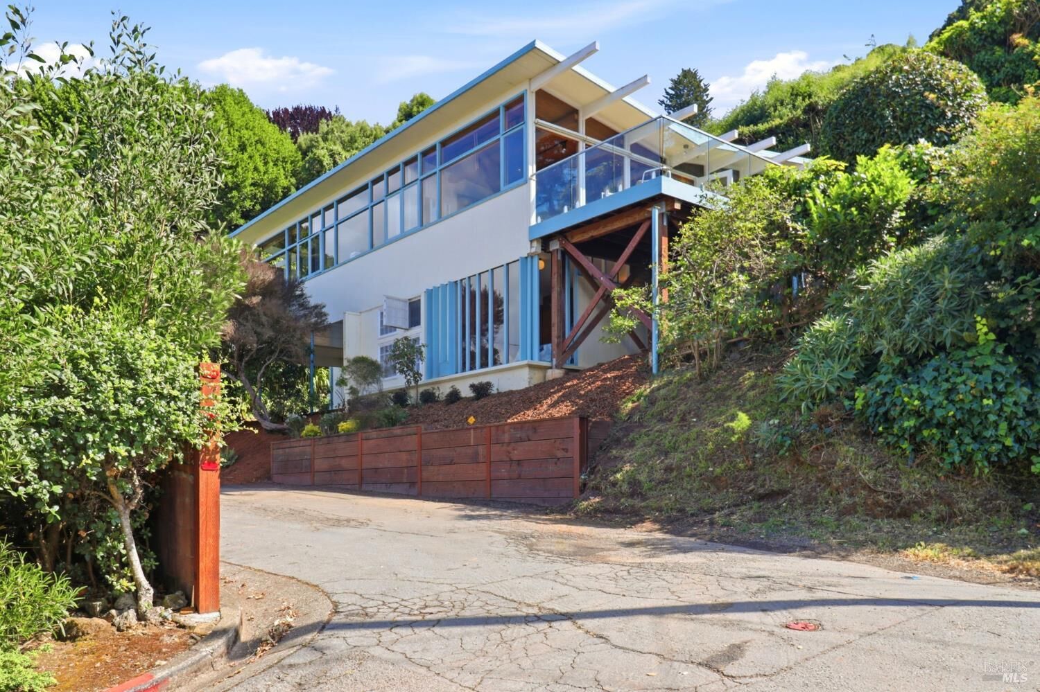 Property Photo:  37 Glen Court  CA 94965 