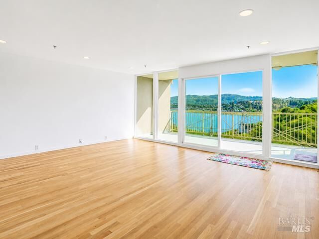 Property Photo:  14 Janet Way 149  CA 94920 