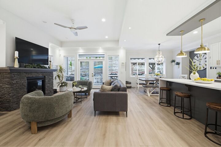 Property Photo: 35259 Straiton Road 9 BC V2S 0H1