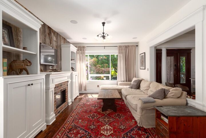 Property Photo:  1859 Napier Street  BC V5L 2N4 