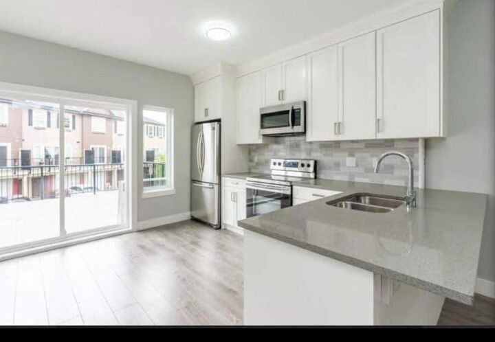 Property Photo:  2530 Janzen Street 14  BC V2T 2R8 