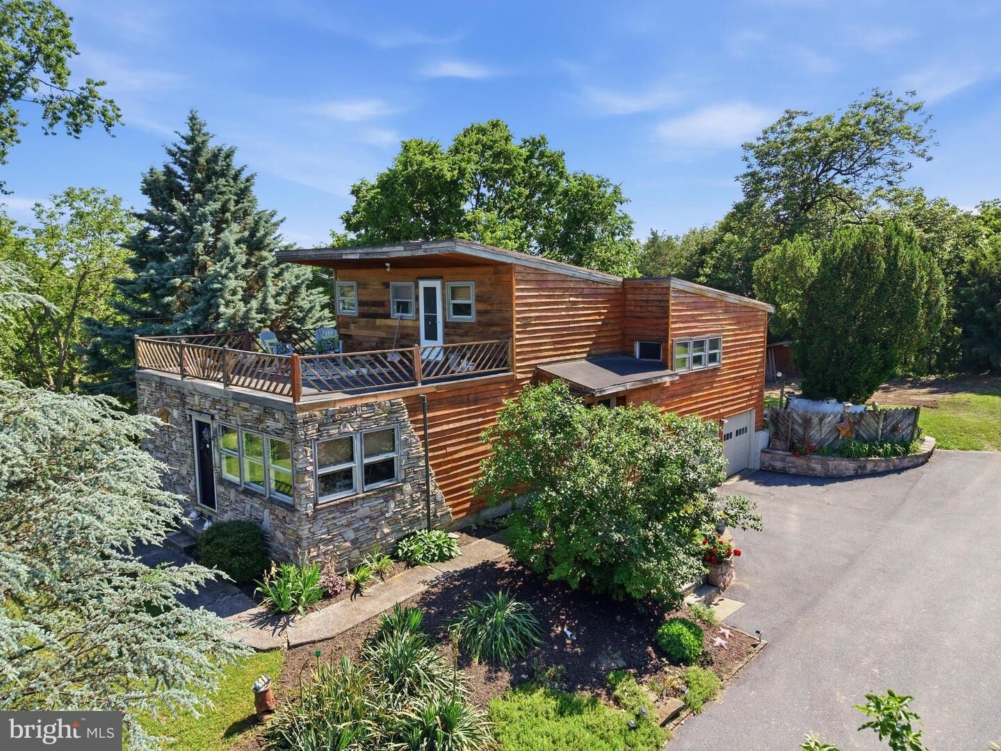 Property Photo: 536 Fairview Road PA 17552