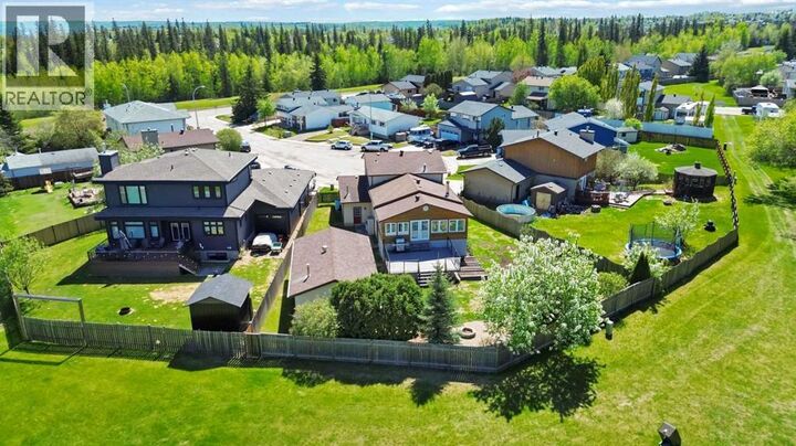 Property Photo:  116 Royal Gardens  AB T8K 2V3 