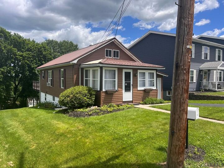 Property Photo:  490 Bantel  PA 15904 