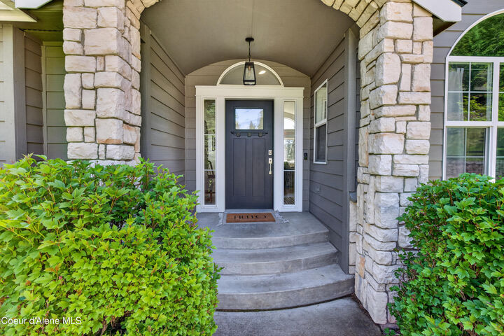 Property Photo:  940 N Armstrong Dr  ID 83814 