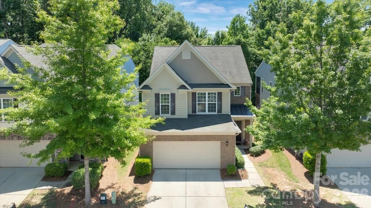 Property Photo: 5122 Mount Clare Lane NC 28210