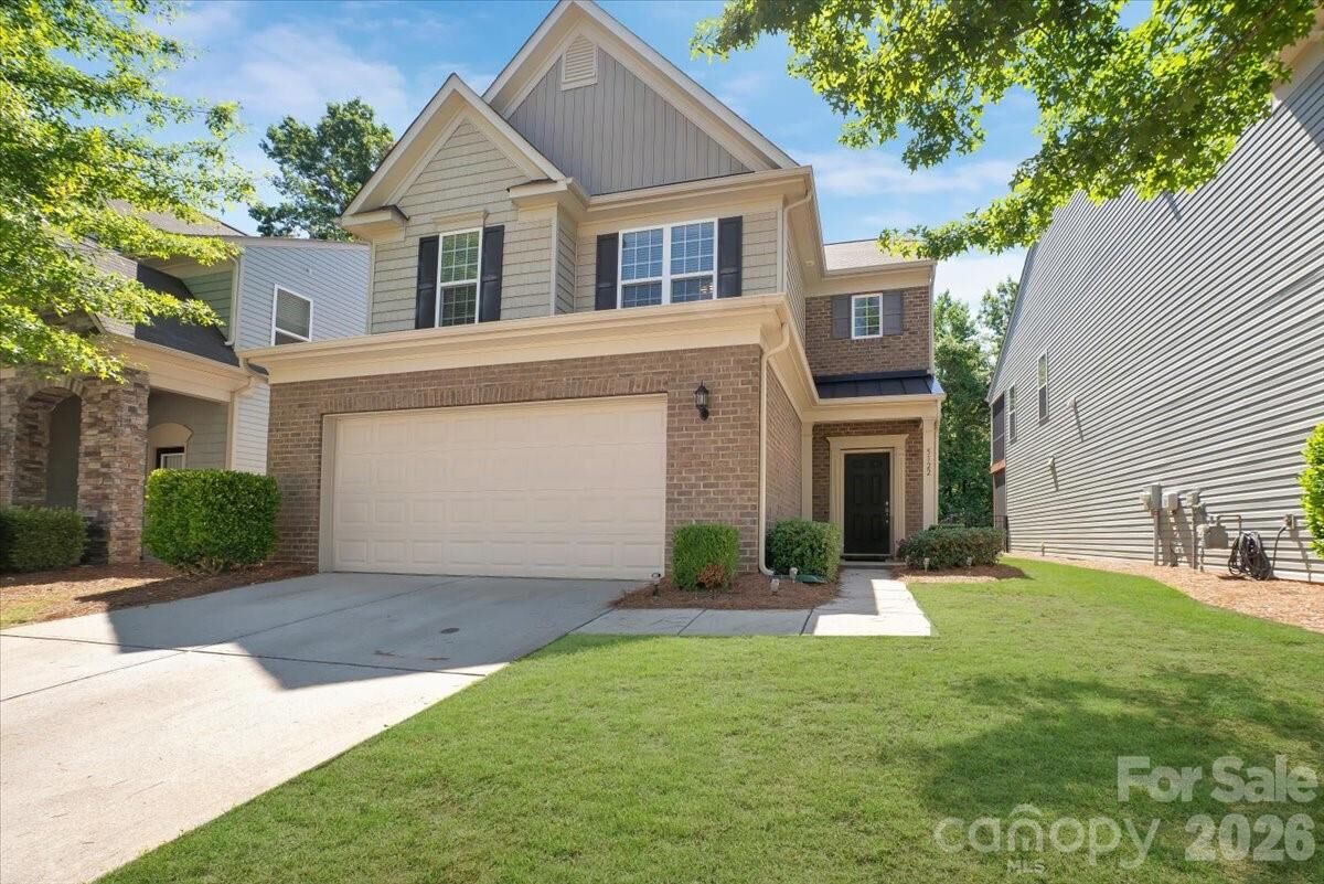 Property Photo:  5122 Mount Clare Lane  NC 28210 