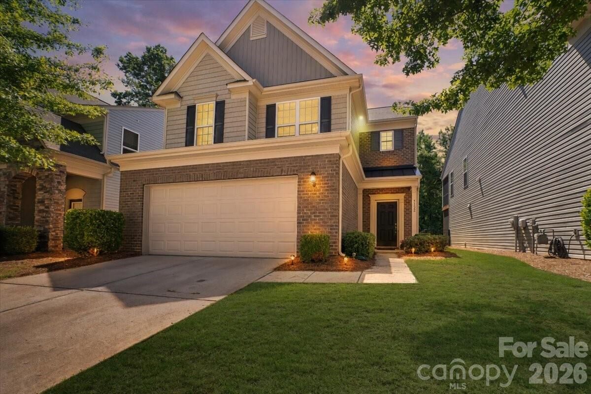 Property Photo: 5122 Mount Clare Lane NC 28210