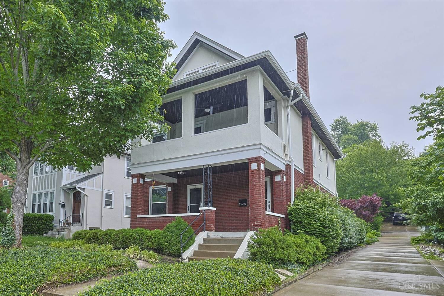 Property Photo:  1268 Delta Avenue  OH 45208 