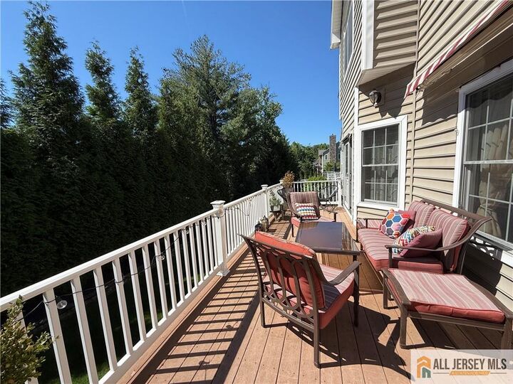 Property Photo: 1 Hartman Court NJ 07066