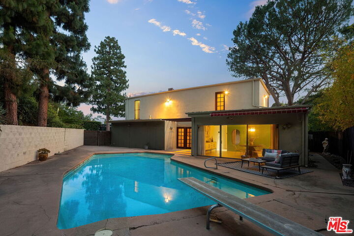 Property Photo: 2650 Greenvalley Rd CA 90046
