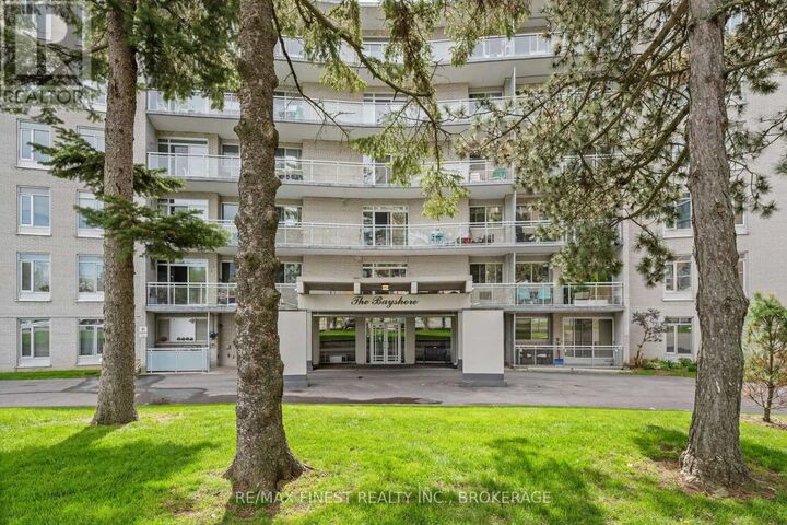 Property Photo:  1 Mowat Avenue 105  ON K7M 1J8 