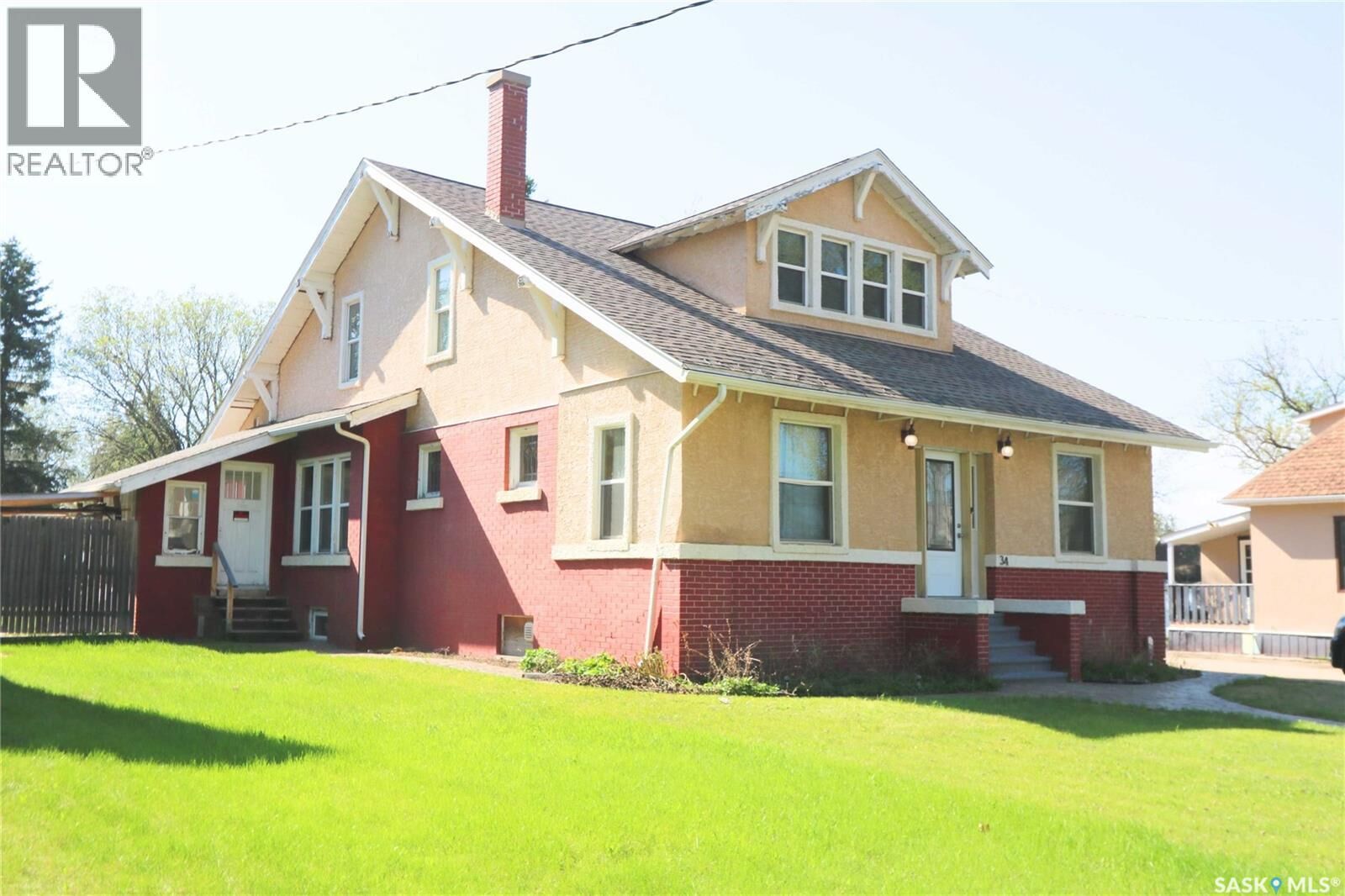 Property Photo: 34 Laurier Avenue SK S3N 1T7